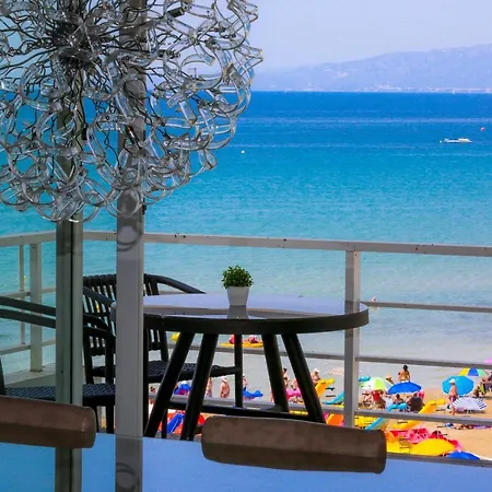 Glam Planet Costa Dorada Only Families Apartment